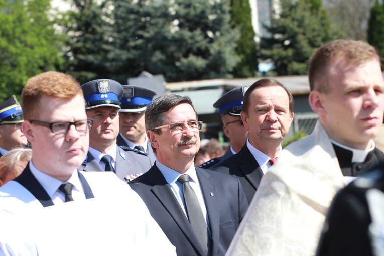 Inauguracja synodu. Nabożeństwo i procesja