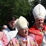 Inauguracja synodu. Nabożeństwo i procesja