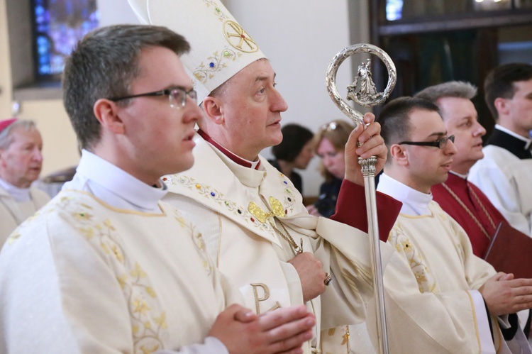 Inauguracja synodu. Nabożeństwo i procesja