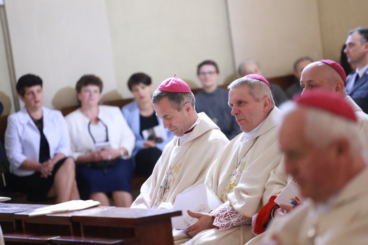 Inauguracja synodu. Nabożeństwo i procesja