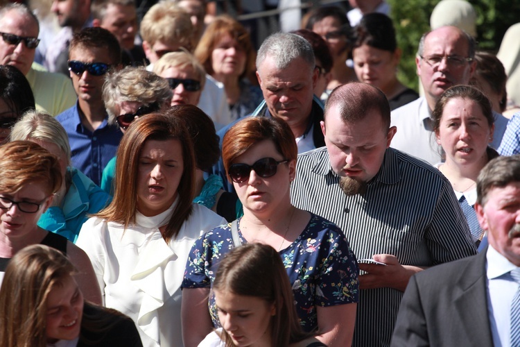 Inauguracja synodu. Nabożeństwo i procesja