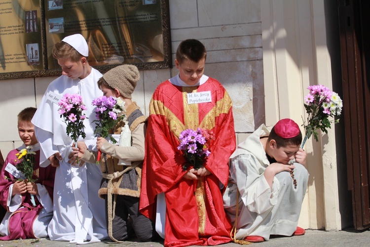 Inauguracja synodu. Nabożeństwo i procesja