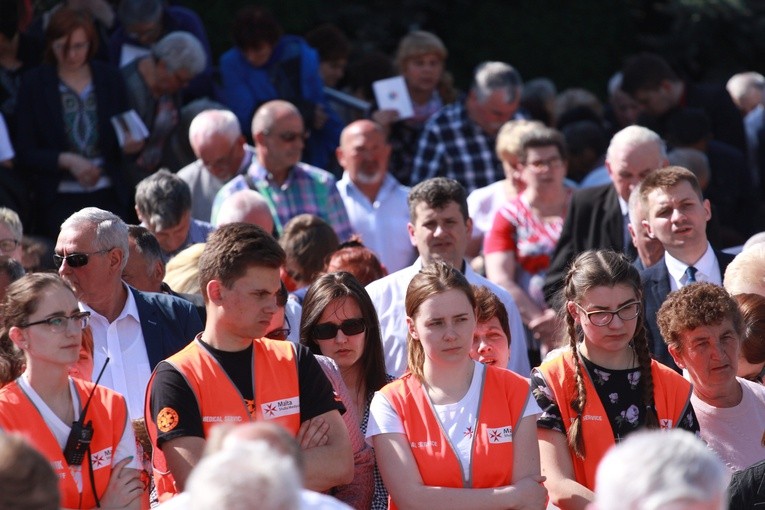 Inauguracja synodu. Nabożeństwo i procesja