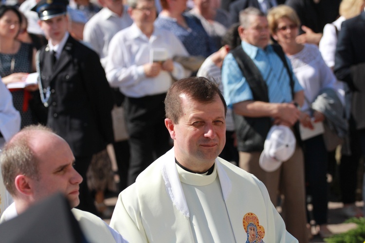 Inauguracja synodu. Nabożeństwo i procesja