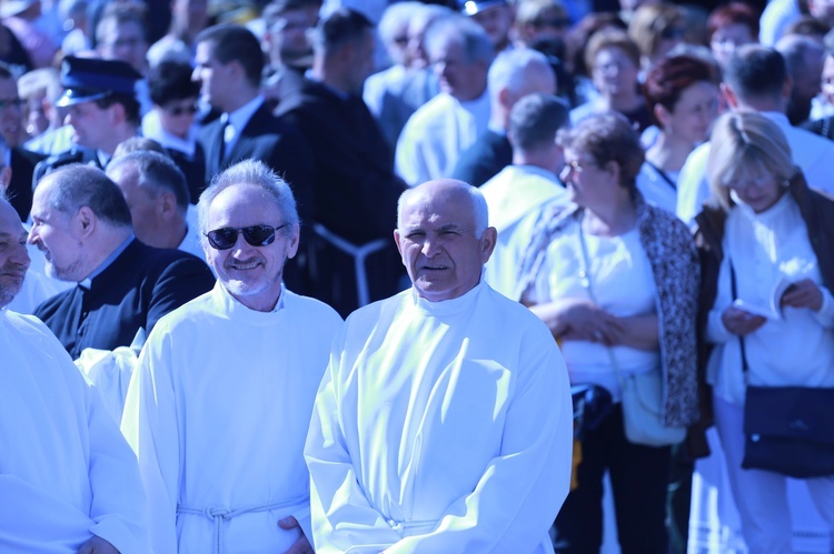 Inauguracja synodu. Nabożeństwo i procesja