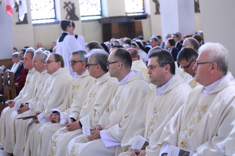 Inauguracja synodu. Nabożeństwo i procesja