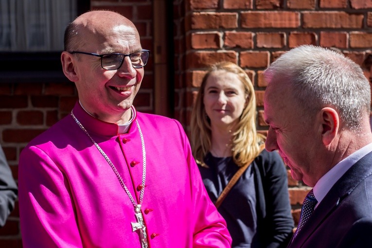 Święcenia bp. Janusza Ostrowskiego w Olsztynie