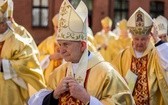 Święcenia bp. Janusza Ostrowskiego w Olsztynie