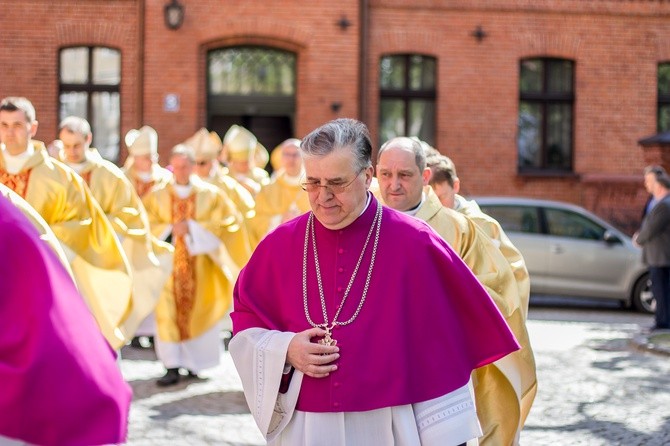 Święcenia bp. Janusza Ostrowskiego w Olsztynie