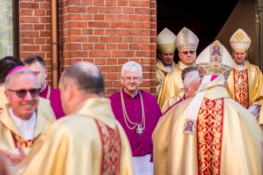 Święcenia bp. Janusza Ostrowskiego w Olsztynie