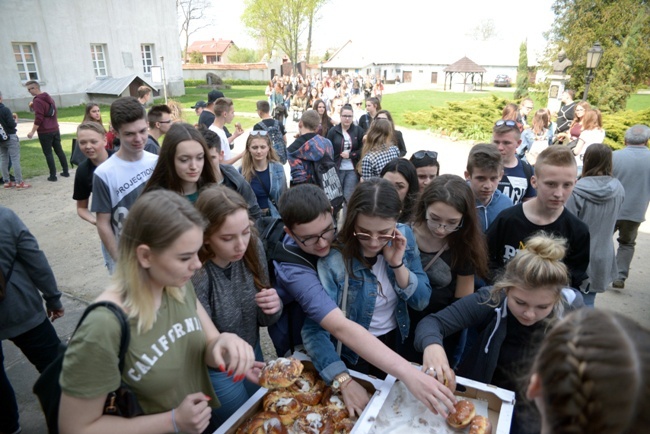 Dzień Bierzmowanych w Studziannie (cz. 2)