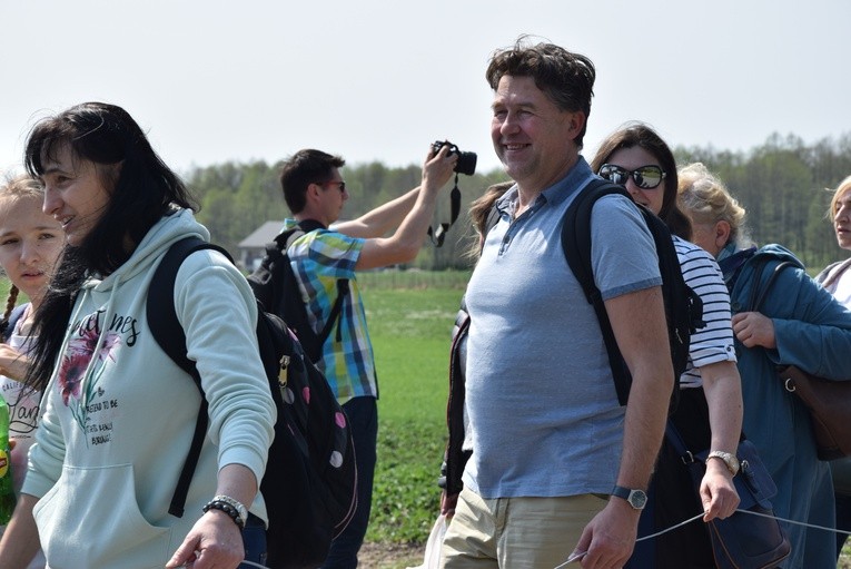 Pielgrzymka ze Roszkowej Woli do Żdar