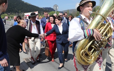 Beata Szydło zapewnia, że rząd pomoże niepełnosprawnym