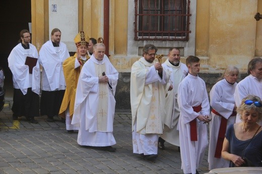 Relikwie oo. Zbigniewa i Michała już w Jaromierzu