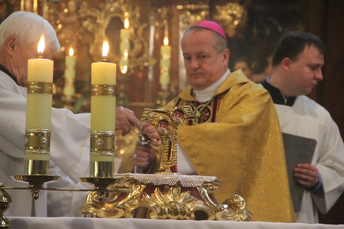 Relikwie oo. Zbigniewa i Michała już w Jaromierzu