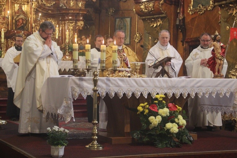 Relikwie oo. Zbigniewa i Michała już w Jaromierzu