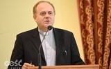 ks. dr hab. Andrzej Kobyliński z UKSW w Warszawie w czasie swojej prelekcji