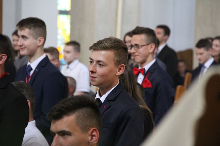 Bierzmowanie w Łękach Górnych