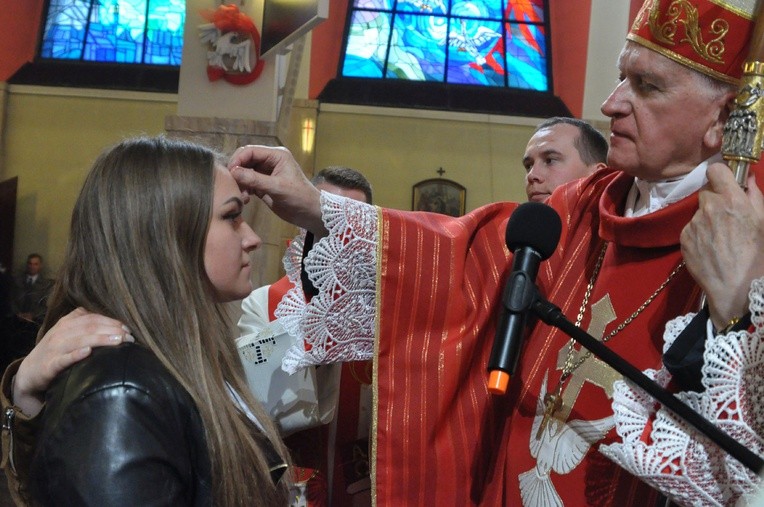 Bierzmowanie w brzeskiej farze