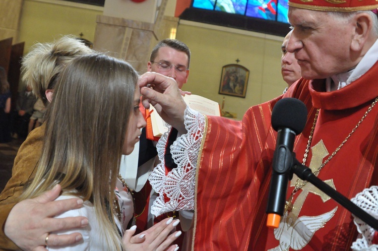 Bierzmowanie w brzeskiej farze