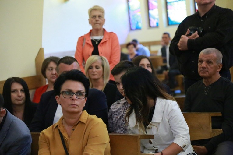 Bierzmowanie w par. Świętego Krzyża w Dębicy