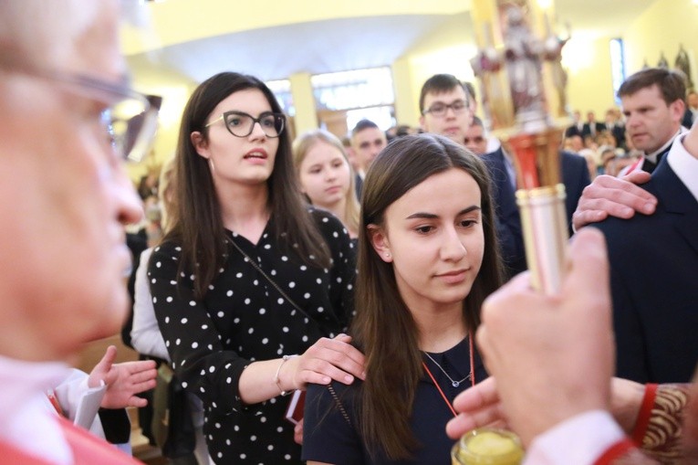 Bierzmowanie w par. Świętego Krzyża w Dębicy