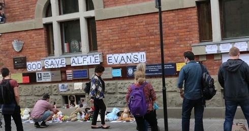 Solidarni z Alfiem Evansem