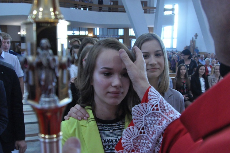 Bierzmowanie w par. Miłosierdzia Bożego w Dębicy 