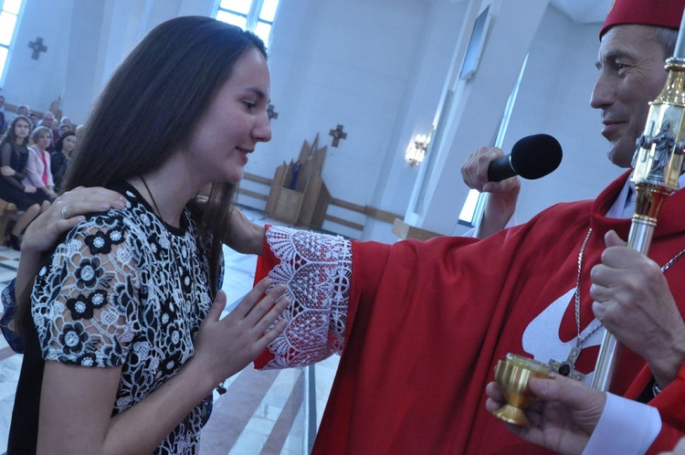 Bierzmowanie w par. Miłosierdzia Bożego w Dębicy 