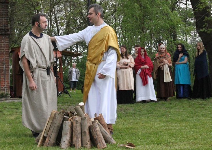 Misterium paschalne i Dzień Otwartych Drzwi w Krzyżowicach