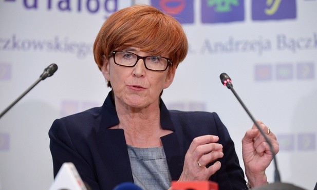 Kolejne spotkanie minister Rafalskiej z protestującymi w Sejmie