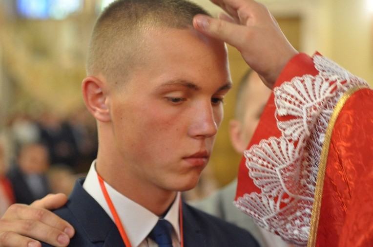 Bierzmowanie u św. Heleny