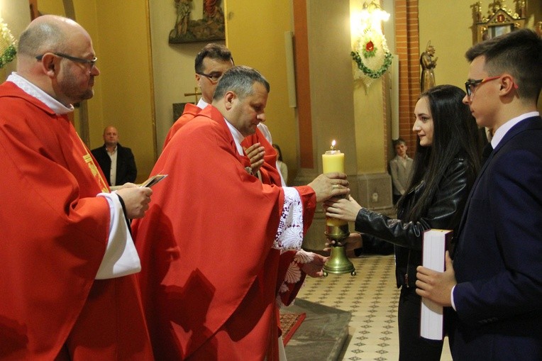 Bierzmowanie u misjonarzy w Tarnowie