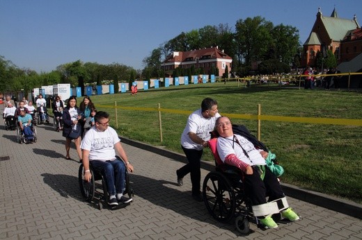 Początek uroczystości beatyfikacji Hanny Chrzanowskiej w Łagiewnikach 