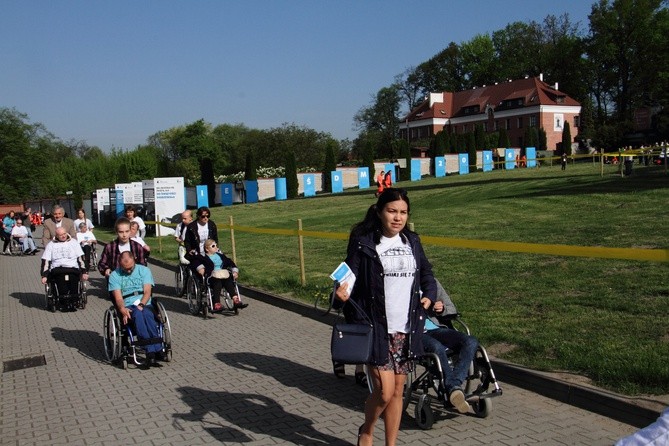 Początek uroczystości beatyfikacji Hanny Chrzanowskiej w Łagiewnikach 