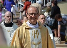 Zjazd osób modlących się za kapłanów