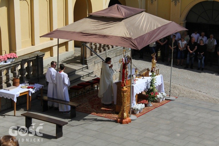 Rozpoczęcie sezonu w bazylice w Wambierzycach