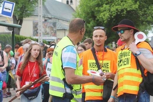 Msza św. na rozpoczęcie 6. pielgrzymki z Hałcnowa do Łagiewnik