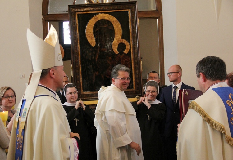 Peregrynacja i koronacja w Marysinie Wawerskim