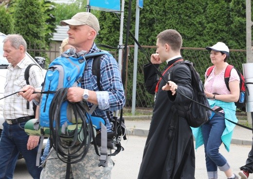 6. pielgrzymka do Bożego Miłosierdzia wyruszyła z Hałcnowa