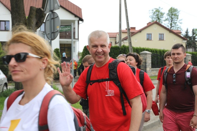 6. pielgrzymka do Bożego Miłosierdzia wyruszyła z Hałcnowa