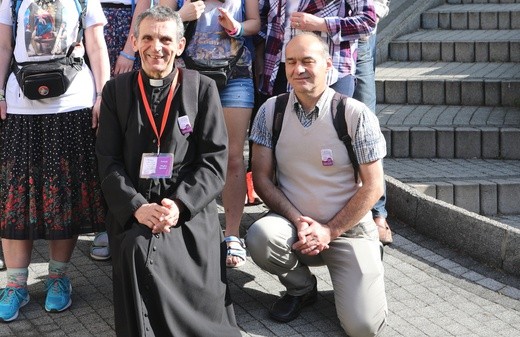 Pielgrzymi z Cieszyna w drodze do Łagiewnik - 2018