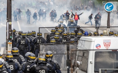 W Paryżu starcia z policją