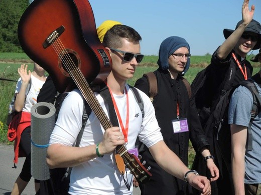 7 grup w drodze do Wieprza - 2. dzień - 2018