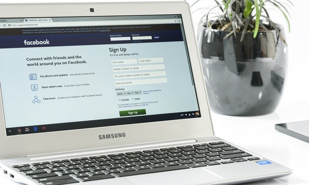 Facebook cię wyswata?