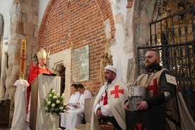 Bp Andrzej F. Dziuba głosi homilię