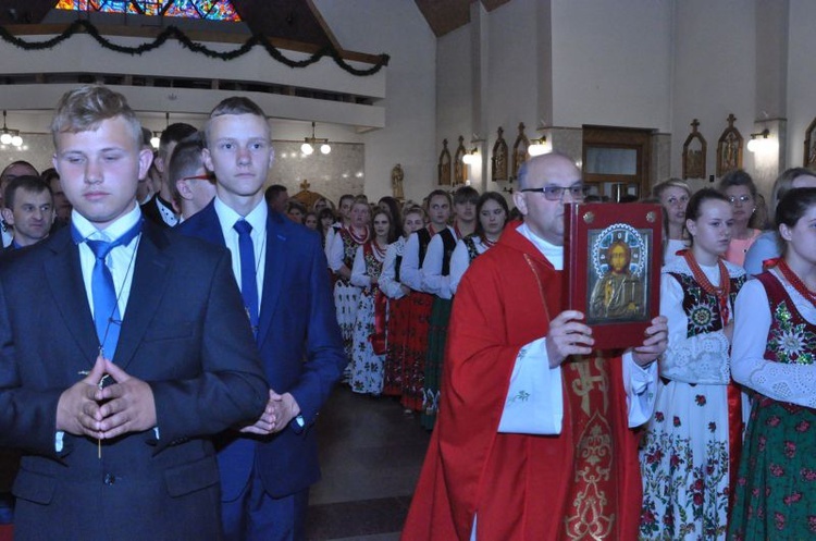 Bierzmowanie w Ochotnicy Górnej