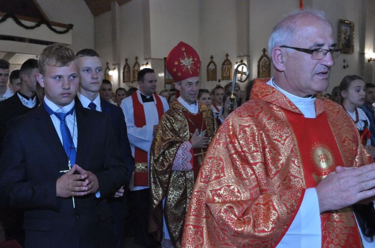 Bierzmowanie w Ochotnicy Górnej