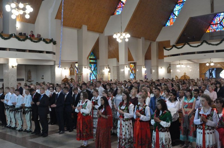 Bierzmowanie w Ochotnicy Górnej