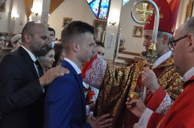 Bierzmowanie w Ochotnicy Górnej